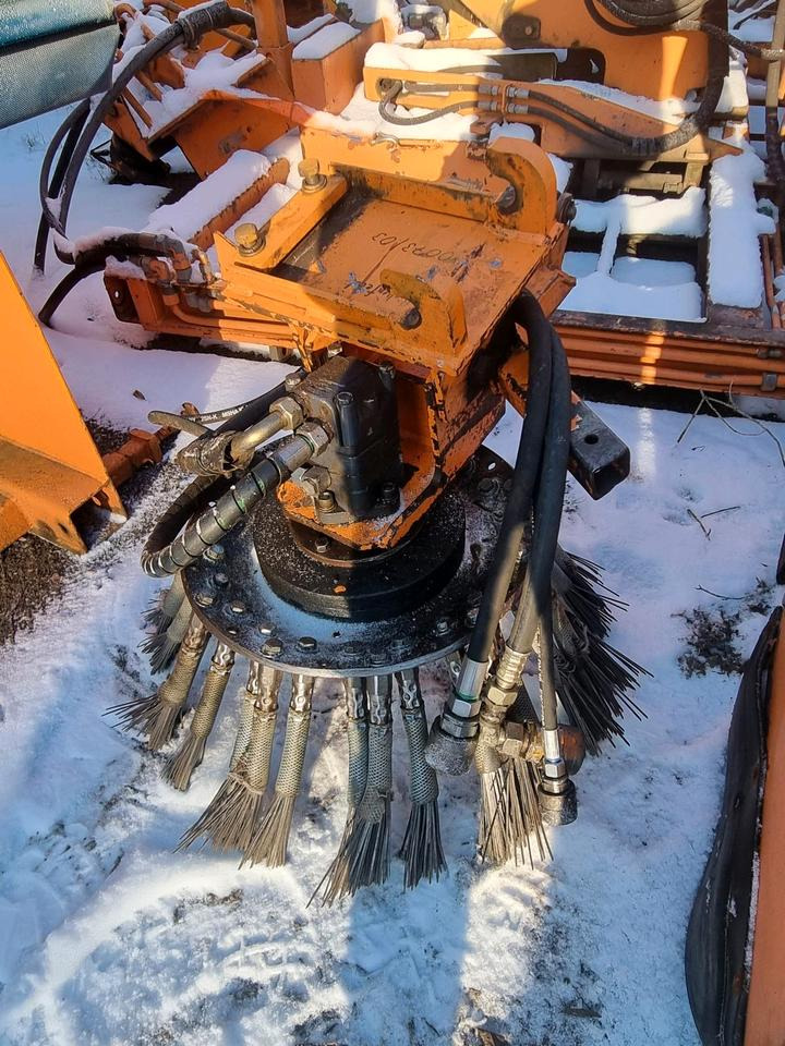 Fiedler Wildkrautbürste für Mulag Mähausleger Böschungsmulcher Böschungsmäher Seitenmulcher Mähausleger FME Dücker UNA DUA MKM Unimog 400 500 300 - Щетка: фото 1 Fiedler Wildkrautbürste für Mulag Mähausleger Böschungsmulcher Böschungsmäher Seitenmulcher Mähausleger FME Dücker UNA DUA MKM Unimog 400 500 300 - Щетка: фото 1