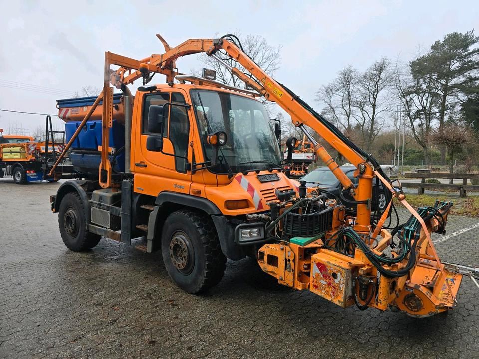 Mercedes-Benz Unimog 405 U400 mit Mulag MKM 700 Schmidt Stratos Salzstreuer 400 500 300 423 430 527 Dücker - Коммунальная/ Специальная техника: фото 2 Mercedes-Benz Unimog 405 U400 mit Mulag MKM 700 Schmidt Stratos Salzstreuer 400 500 300 423 430 527 Dücker - Коммунальная/ Специальная техника: фото 2