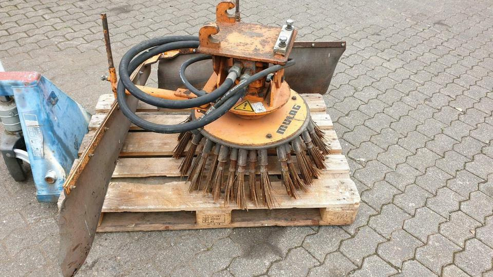 Mulag Wildkrautbürste Mähausleger Böschungsmulcher Dücker unimog - Щетка: фото 2 Mulag Wildkrautbürste Mähausleger Böschungsmulcher Dücker unimog - Щетка: фото 2