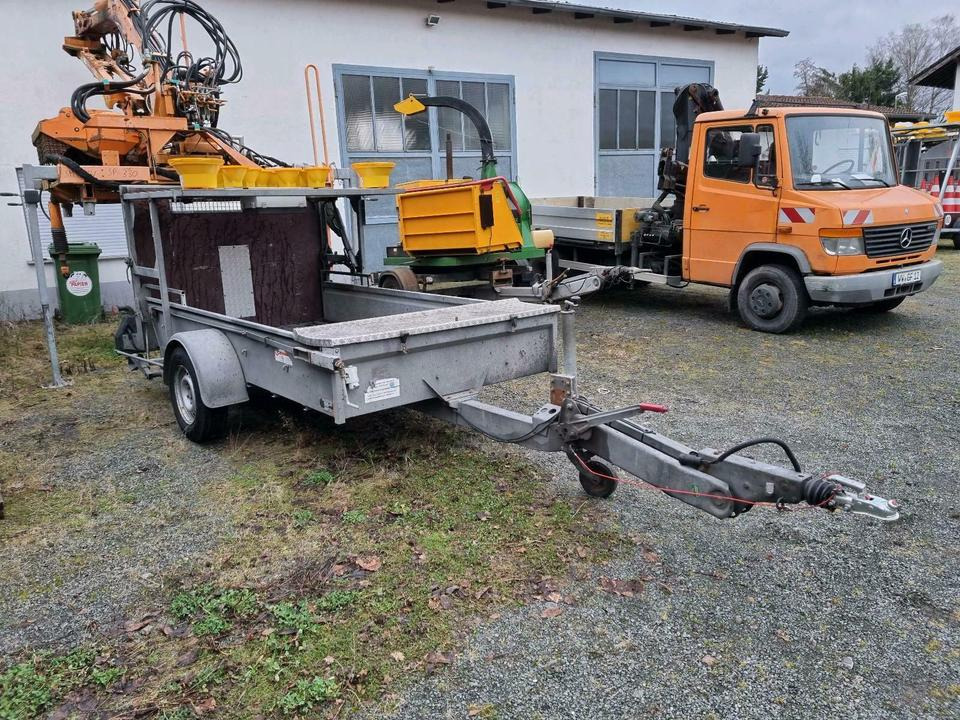 Trebbiner Absperrtafel VZ 616 kleine Ausführung Vorwarntafel niss - Прицеп: фото 5 Trebbiner Absperrtafel VZ 616 kleine Ausführung Vorwarntafel niss - Прицеп: фото 5