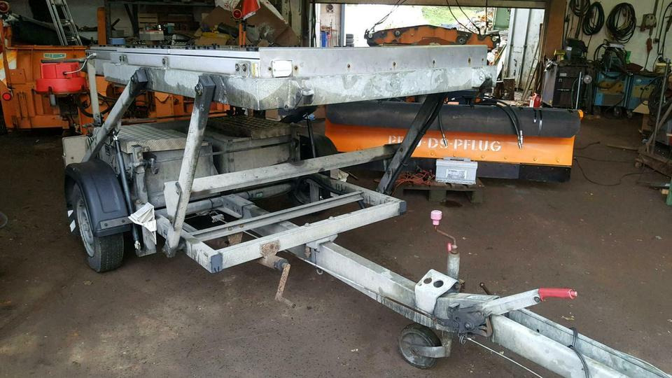 Trebbiner VWT-E Verkehrsleittafel Verkehrsleitanhänger Schild - Прицеп: фото 3 Trebbiner VWT-E Verkehrsleittafel Verkehrsleitanhänger Schild - Прицеп: фото 3