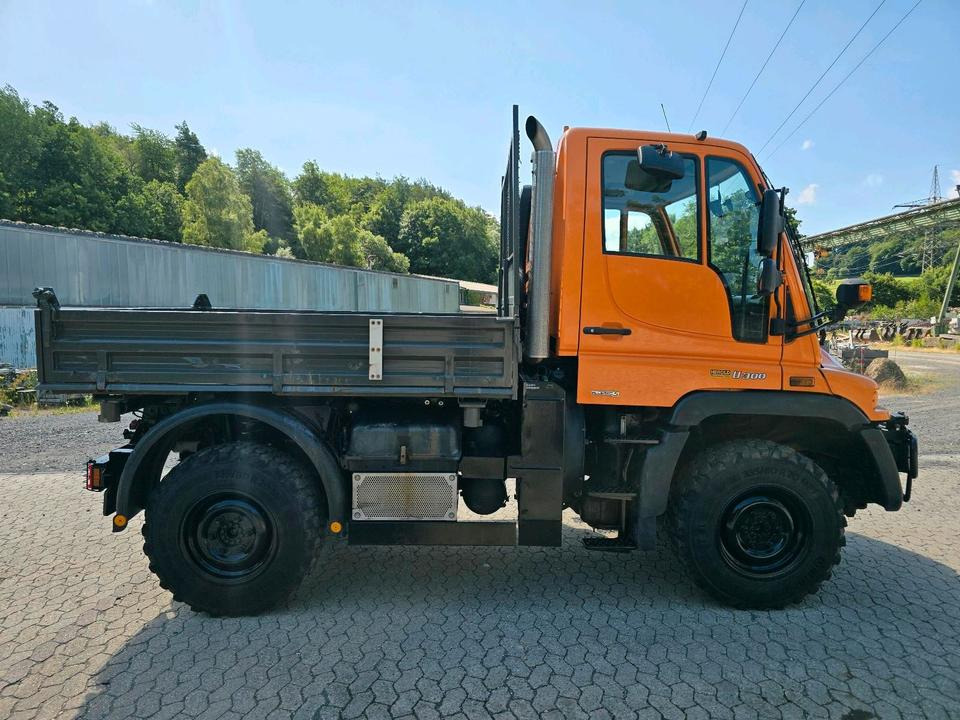 Снегоуборочная машина Unimog 405/10 U300 Bluetec 5 Mercedes-Benz U 300 UGE UGN mit Jotha Absetzkipper combi con 4518 Absetzer: фото 8 Снегоуборочная машина Unimog 405/10 U300 Bluetec 5 Mercedes-Benz U 300 UGE UGN mit Jotha Absetzkipper combi con 4518 Absetzer: фото 8