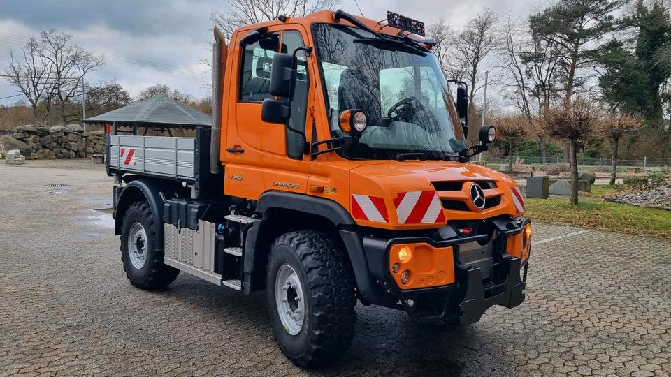 Zu vermieten Unimog 405 U318 423 429 430 Mercedes Benz 318 527 Vermietung - Снегоуборочная машина: фото 1 Zu vermieten Unimog 405 U318 423 429 430 Mercedes Benz 318 527 Vermietung - Снегоуборочная машина: фото 1