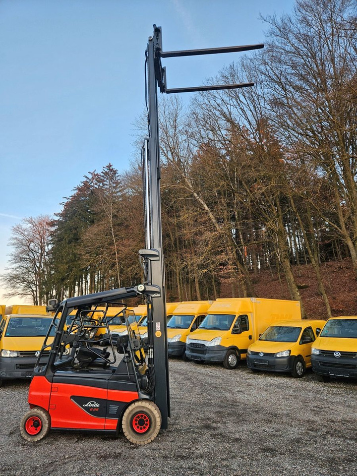 Linde E25 R Roadster , 6.880mm Hubhöhe, StVZO hydr. Zi - Электропогрузчик: фото 3 Linde E25 R Roadster , 6.880mm Hubhöhe, StVZO hydr. Zi - Электропогрузчик: фото 3