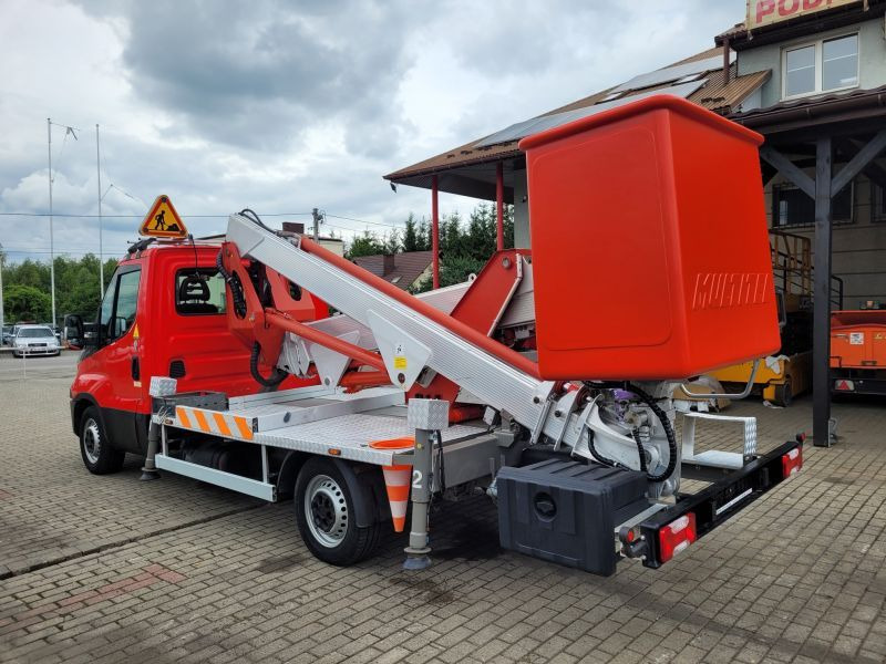 Iveco Daily 35S11 podnośnik zwyżka 20 m Multitel MX200 bucket truck boom lift - Грузовик с подъемником: фото 5 Iveco Daily 35S11 podnośnik zwyżka 20 m Multitel MX200 bucket truck boom lift - Грузовик с подъемником: фото 5