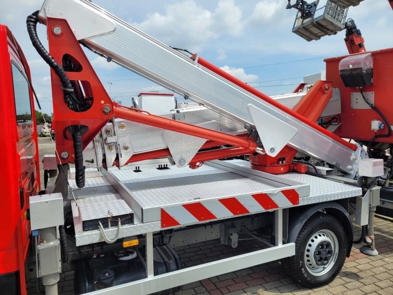 Iveco Daily 35S12 podnośnik koszowy 21 m Multitel MX210 - Грузовик с подъемником: фото 3 Iveco Daily 35S12 podnośnik koszowy 21 m Multitel MX210 - Грузовик с подъемником: фото 3