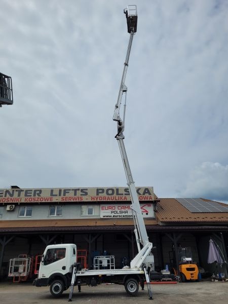 Грузовик с подъемником Nissan Cabstar NT400 podnośnik koszowy 20 m Multitel HX195: фото 7