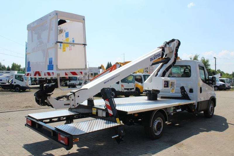 Oil&Steel Scorpion 1812 podnośnik koszowy 18 m zamontowany na Iveco Daily - Грузовик с подъемником: фото 3 Oil&Steel Scorpion 1812 podnośnik koszowy 18 m zamontowany na Iveco Daily - Грузовик с подъемником: фото 3