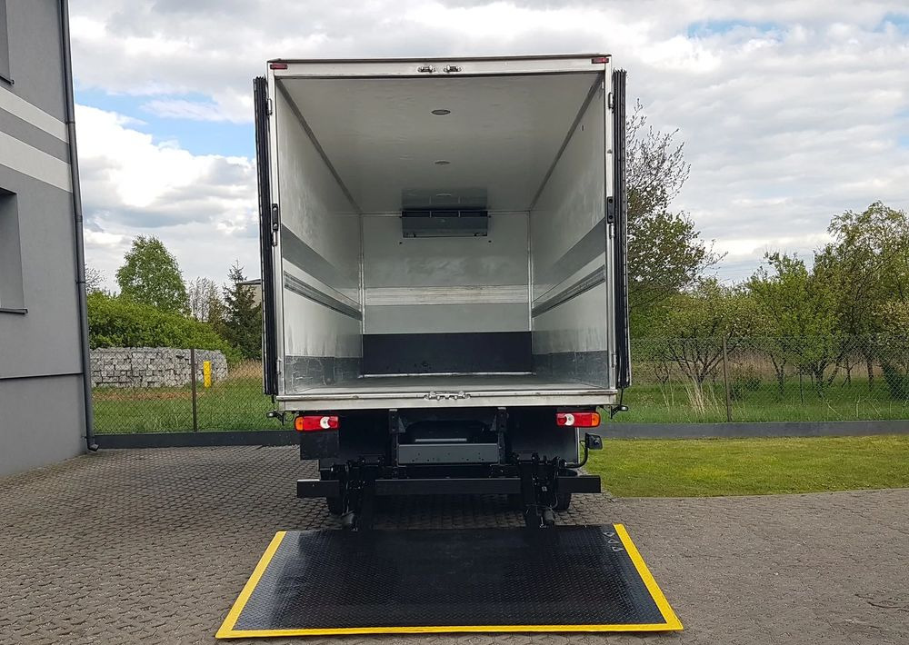 DAF 16T LF 230 WINDA CHŁODNIA 16EP 6,60x2,48x2,39 KLIMA IZOTERMA MROŹNIA - Рефрижератор: фото 5 DAF 16T LF 230 WINDA CHŁODNIA 16EP 6,60x2,48x2,39 KLIMA IZOTERMA MROŹNIA - Рефрижератор: фото 5