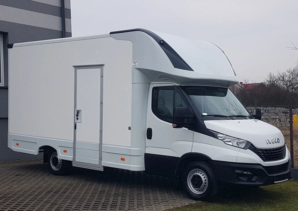 Дом на колесах Iveco DAILY KONTENER NISKOPODŁOGOWY 4,43x2,23x2,42 SKLEP BAR FOODTRUCK KAMPER KLIMA: фото 1