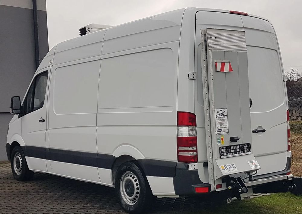Mercedes-Benz SPRINTER WINDA CHŁODNIA AGREGAT IZOTERMA DŁUGI WYSOKI KLIMA - Фургон-рефрижератор: фото 3 Mercedes-Benz SPRINTER WINDA CHŁODNIA AGREGAT IZOTERMA DŁUGI WYSOKI KLIMA - Фургон-рефрижератор: фото 3