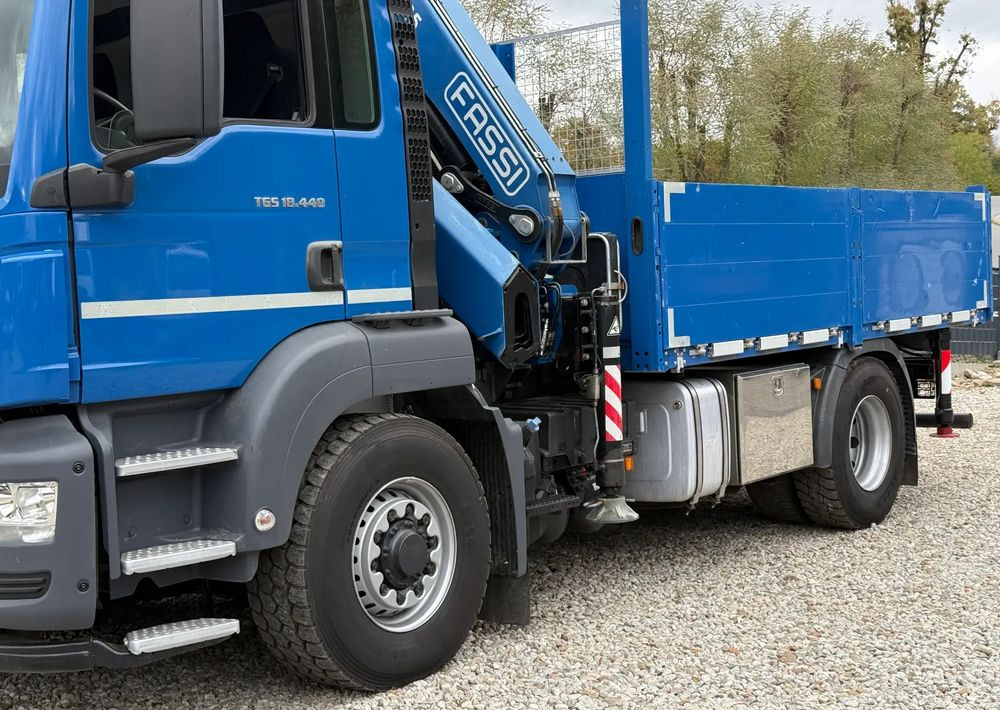 MAN * MAN 18.440 TGS * 4x4 * HDS Fassi F215 * Sprowadzony * 95 000 KM ! * Stan Jak Nowy - Грузовик бортовой/ Платформа, Автоманипулятор: фото 5 MAN * MAN 18.440 TGS * 4x4 * HDS Fassi F215 * Sprowadzony * 95 000 KM ! * Stan Jak Nowy - Грузовик бортовой/ Платформа, Автоманипулятор: фото 5