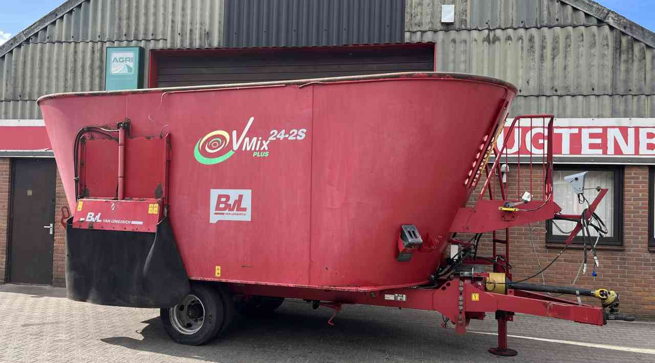 BVL V-Mix 24-2S Voermengwagen voermachines - Кормораздатчик: фото 3 BVL V-Mix 24-2S Voermengwagen voermachines - Кормораздатчик: фото 3