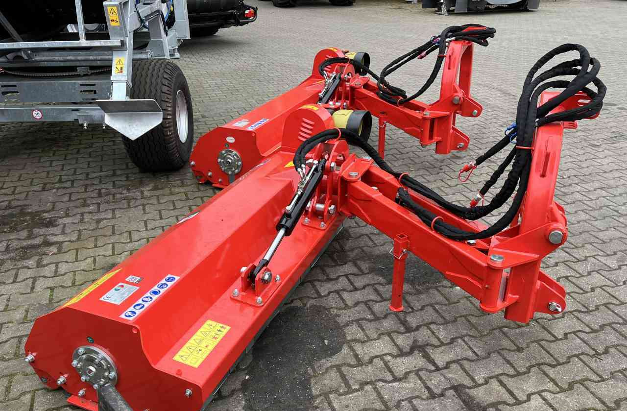Boxer AGF 180 Klepelmaaier, Weidebouwmachines - Косилка-измельчитель: фото 2 Boxer AGF 180 Klepelmaaier, Weidebouwmachines - Косилка-измельчитель: фото 2