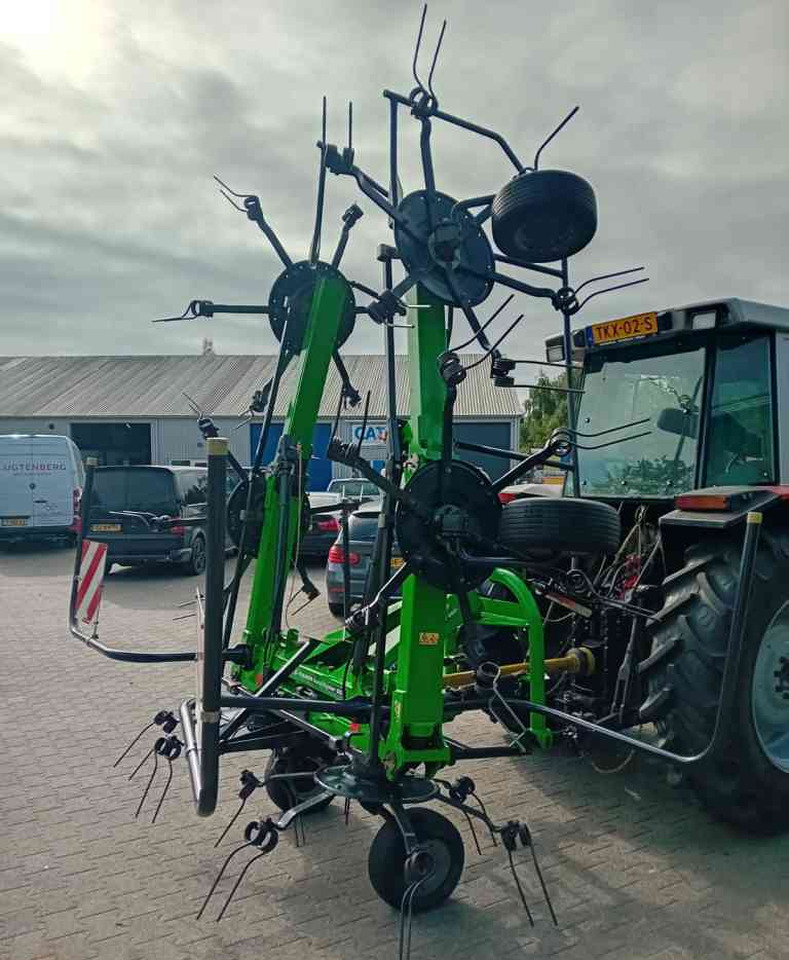 Deutz-Fahr Condimaster 6821 schudder weidebouwmachines - Сеноворошилка: фото 2 Deutz-Fahr Condimaster 6821 schudder weidebouwmachines - Сеноворошилка: фото 2