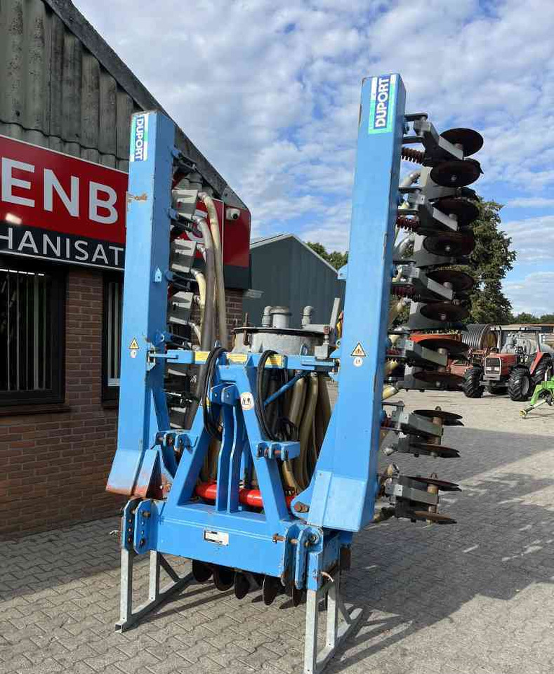 Duport Farmer 6030 DW Graslandbemester, zodebemester, mestverwerking - Адаптер для внутрипочвенного внесения удобрений: фото 2 Duport Farmer 6030 DW Graslandbemester, zodebemester, mestverwerking - Адаптер для внутрипочвенного внесения удобрений: фото 2