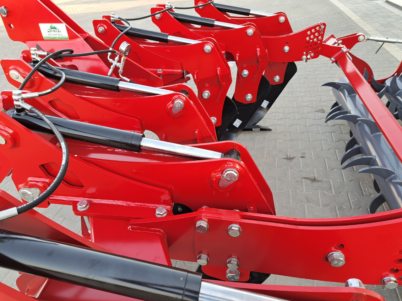 AMJ AGRO 6 łap - Глубокорыхлитель: фото 4 AMJ AGRO 6 łap - Глубокорыхлитель: фото 4