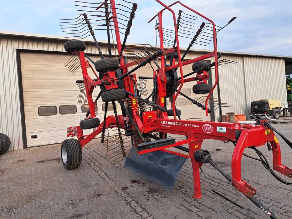 Lely hibiscus 745 CD Vario - Сеноворошилка: фото 3 Lely hibiscus 745 CD Vario - Сеноворошилка: фото 3