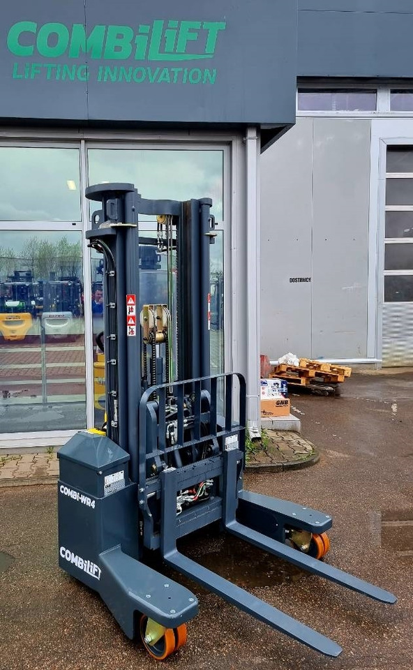 Aisle-Master WR4 - BRAND NEW - Четырехсторонний погрузчик: фото 5 Aisle-Master WR4 - BRAND NEW - Четырехсторонний погрузчик: фото 5