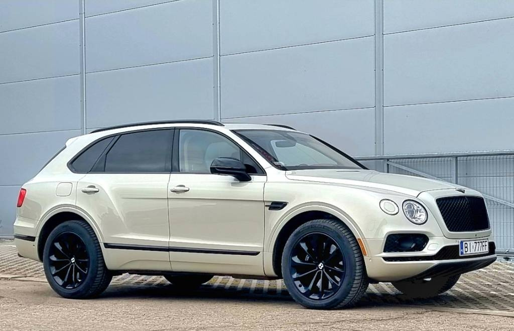 Bentley BENTAYGA 6.0 W12 - Легковой автомобиль: фото 3 Bentley BENTAYGA 6.0 W12 - Легковой автомобиль: фото 3