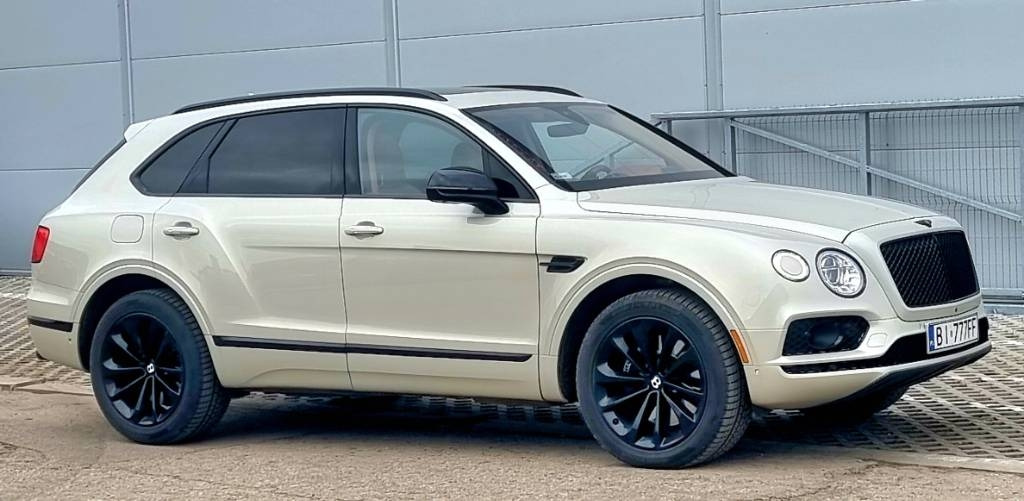 Bentley BENTAYGA 6.0 W12 - Легковой автомобиль: фото 2 Bentley BENTAYGA 6.0 W12 - Легковой автомобиль: фото 2