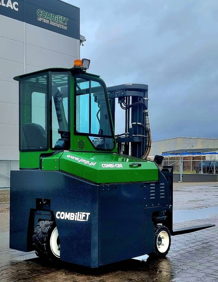 Combilift CBE 2500 - Четырехсторонний погрузчик: фото 3 Combilift CBE 2500 - Четырехсторонний погрузчик: фото 3