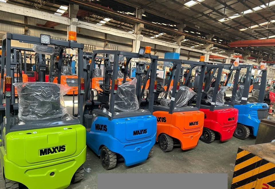 NEW MAXUS 50 HP 4x4 Tractor Warranty | НОВИЙ MAXUS 50 К.с. 4x4 Трактор Гарантія - Трактор: фото 5 NEW MAXUS 50 HP 4x4 Tractor Warranty | НОВИЙ MAXUS 50 К.с. 4x4 Трактор Гарантія - Трактор: фото 5