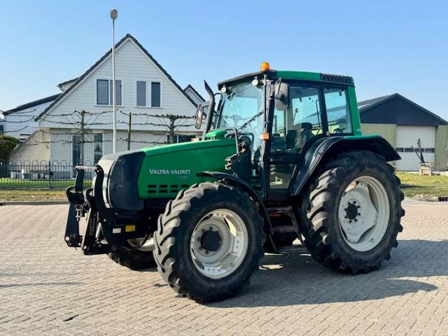 Valtra 6650 Hitech, FH+PTO, 8265 uur! - Трактор: фото 1 Valtra 6650 Hitech, FH+PTO, 8265 uur! - Трактор: фото 1