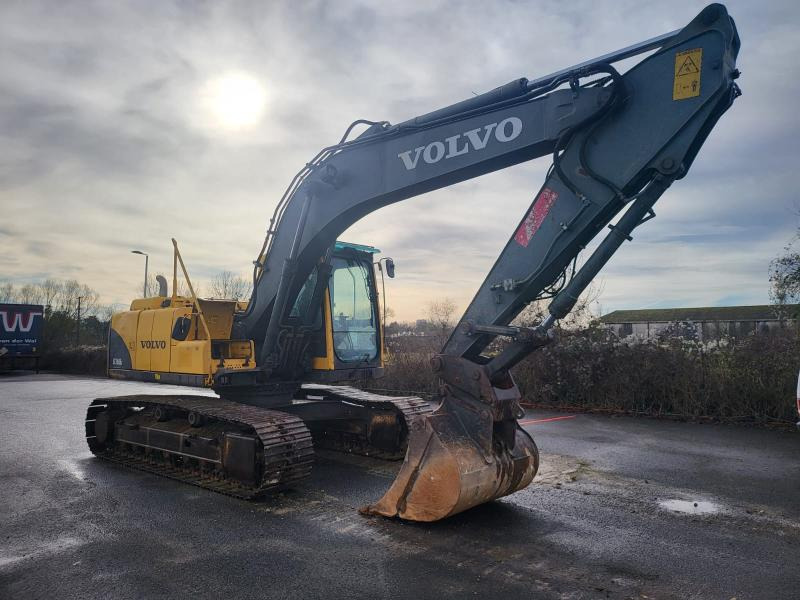 Volvo EC160 BLC - Гусеничный экскаватор: фото 1 Volvo EC160 BLC - Гусеничный экскаватор: фото 1