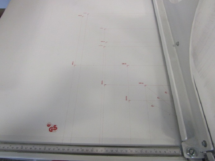 HEBELSCHNEIDER IDEAL 1080 - Бумагорезательная машина: фото 4 HEBELSCHNEIDER IDEAL 1080 - Бумагорезательная машина: фото 4