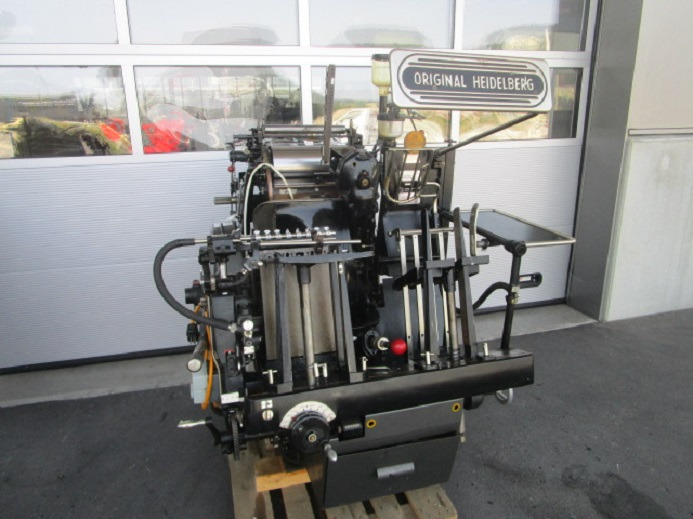HEIDELBERG TIEGEL A4 MIT HEISSFOLIENPRÄGEEINRICHTUNG - Офсетная печатная машина: фото 2 HEIDELBERG TIEGEL A4 MIT HEISSFOLIENPRÄGEEINRICHTUNG - Офсетная печатная машина: фото 2