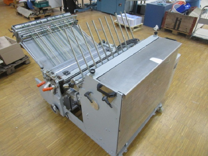 PRESSBOGENAUSLAGE DESTA BAS-FSA 800 - Фальцовщик: фото 3 PRESSBOGENAUSLAGE DESTA BAS-FSA 800 - Фальцовщик: фото 3