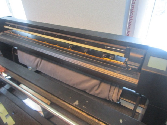 SCHNEIDEPLOTTER SUMMA S140 MIT UV-TROCKNER FCD-01 - Бумагорезательная машина: фото 5 SCHNEIDEPLOTTER SUMMA S140 MIT UV-TROCKNER FCD-01 - Бумагорезательная машина: фото 5