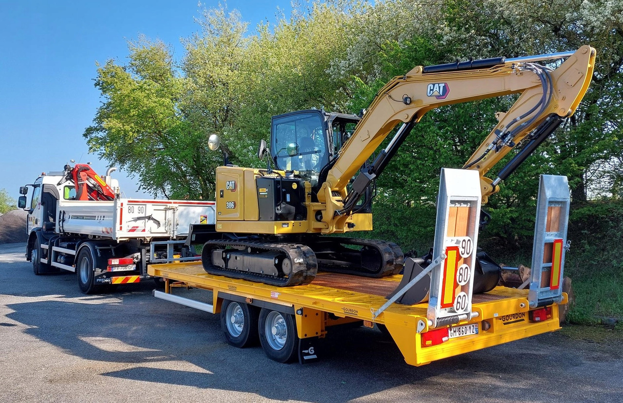 PRZYCZEPA POD KOPARKĘ MINI - MIDI ŁADOWNOŚĆ 8 580 KG GOURDON PEB111 / MINI - MIDI EXCAVATOR TRAILER WITH PAYLOAD 8,580 KG GOURDON PEB111 - Прицеп для спецтехники: фото 2 PRZYCZEPA POD KOPARKĘ MINI - MIDI ŁADOWNOŚĆ 8 580 KG GOURDON PEB111 / MINI - MIDI EXCAVATOR TRAILER WITH PAYLOAD 8,580 KG GOURDON PEB111 - Прицеп для спецтехники: фото 2