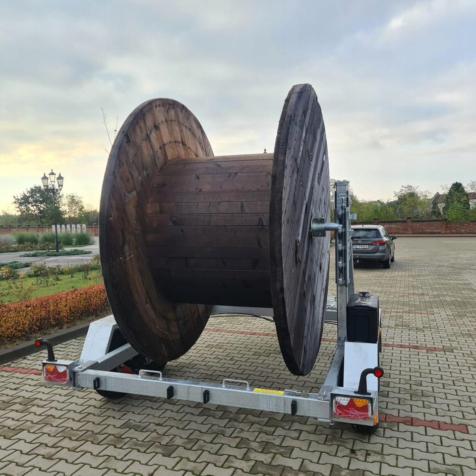 PRZYCZEPA SŁUPOWA KABLOWA PRZEWÓZ KABLI 3500 KG / POLE CABLE TRAILER FOR CABLE TRANSPORT 3500 KG - Кабельный транспортер: фото 3 PRZYCZEPA SŁUPOWA KABLOWA PRZEWÓZ KABLI 3500 KG / POLE CABLE TRAILER FOR CABLE TRANSPORT 3500 KG - Кабельный транспортер: фото 3