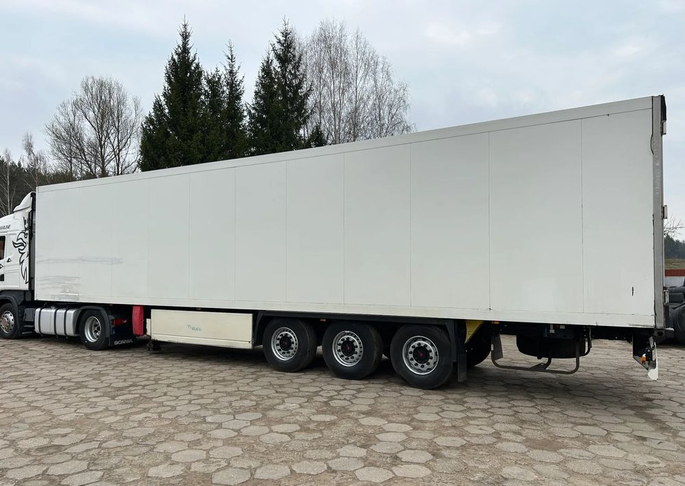 Krone CARRIER VECTOR 1550 / GRUBA ŚCIANA 7 CM / NOWE OPONY / 2017 ROK !! - Полуприцеп-рефрижератор: фото 5 Krone CARRIER VECTOR 1550 / GRUBA ŚCIANA 7 CM / NOWE OPONY / 2017 ROK !! - Полуприцеп-рефрижератор: фото 5