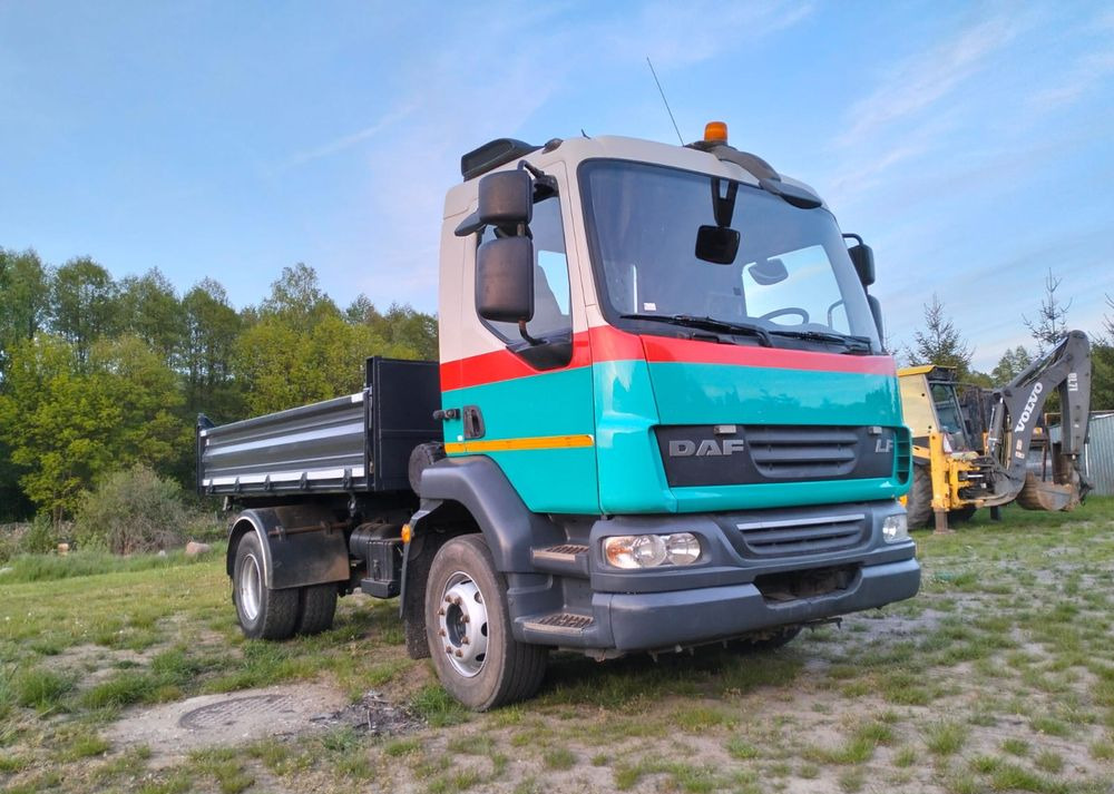 DAF LF 55.220 - Самосвал: фото 3 DAF LF 55.220 - Самосвал: фото 3