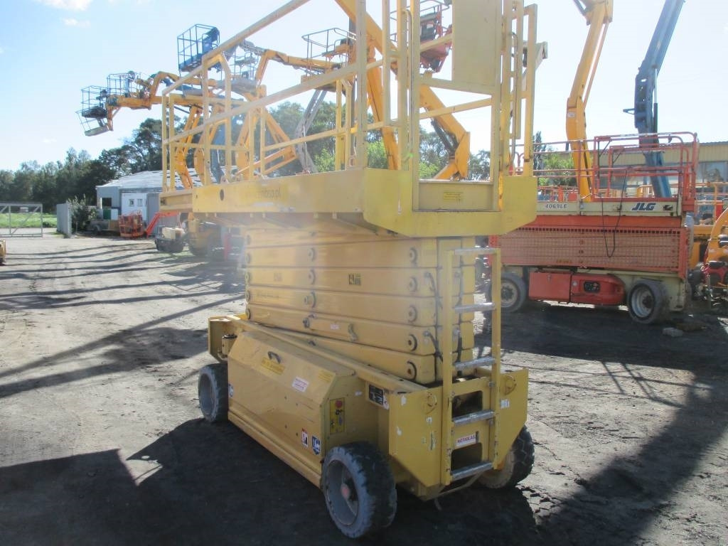 Ножничный подъемник HAB S142-12E2WD: фото 5 Ножничный подъемник HAB S142-12E2WD: фото 5