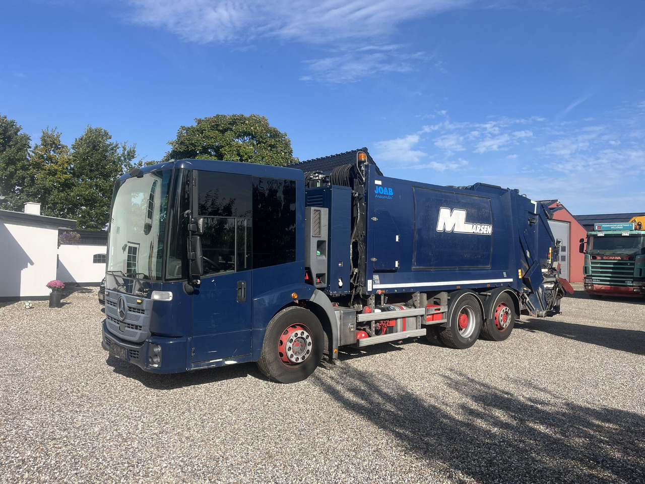 MERCEDES-BENZ 2630 2 camber - Мусоровоз: фото 1 MERCEDES-BENZ 2630 2 camber - Мусоровоз: фото 1