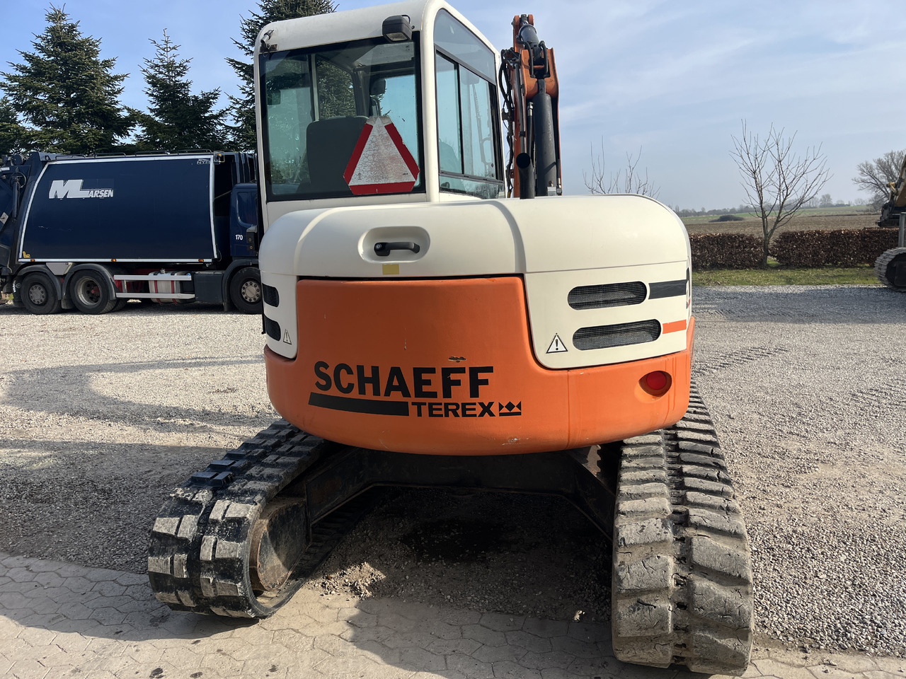 SCHAEFF HR 32 - Мини-экскаватор: фото 5 SCHAEFF HR 32 - Мини-экскаватор: фото 5