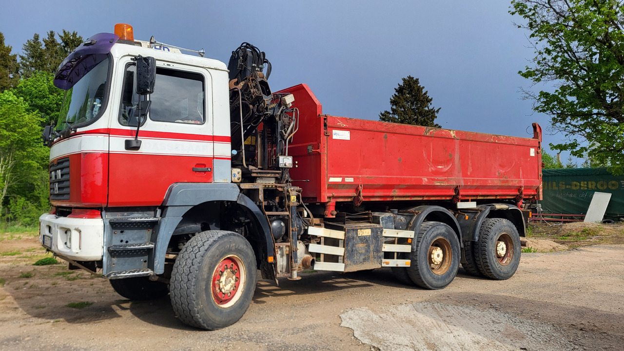 MAN 33.414 6X6 HIAB 102 33.414 - Самосвал: фото 1 MAN 33.414 6X6 HIAB 102 33.414 - Самосвал: фото 1