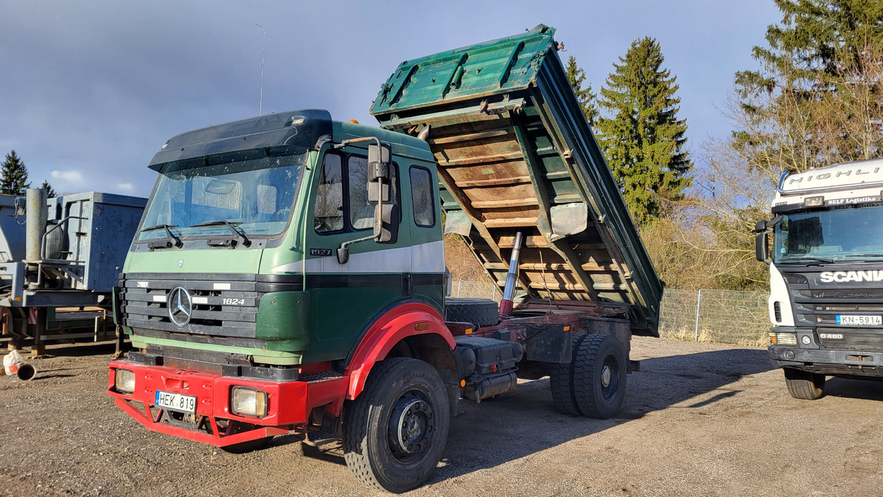 MB 1824 4X4 MB 1/84 4X4 - Самосвал: фото 1 MB 1824 4X4 MB 1/84 4X4 - Самосвал: фото 1