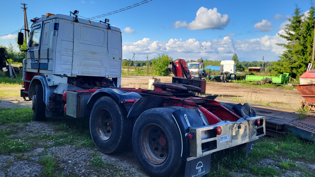 SCANIA R 142 H 6X2 SU KRANU - Тягач: фото 2 SCANIA R 142 H 6X2 SU KRANU - Тягач: фото 2