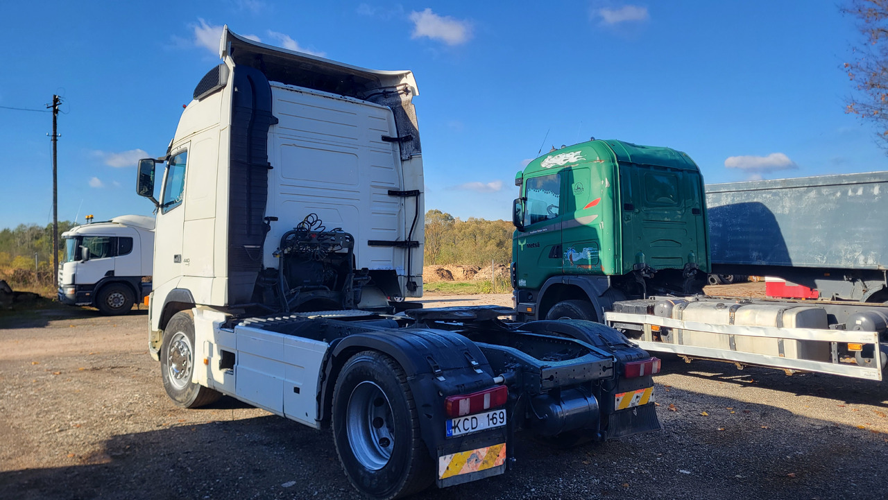 VOLVO FH 12 460 - Тягач: фото 5 VOLVO FH 12 460 - Тягач: фото 5