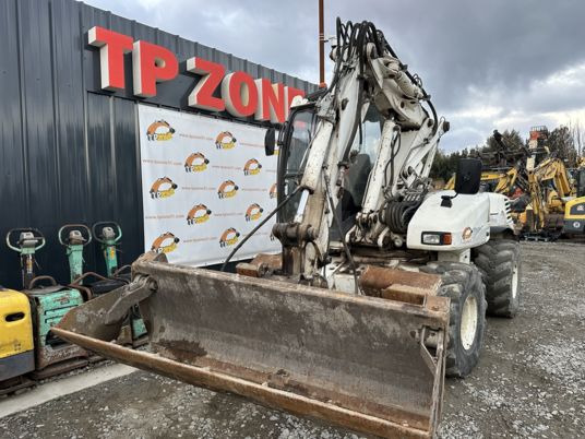 Mecalac 12MSX à 32500 € HT - Колёсный экскаватор: фото 4 Mecalac 12MSX à 32500 € HT - Колёсный экскаватор: фото 4