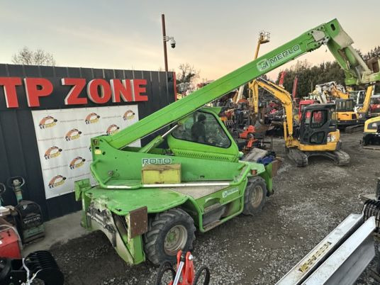Merlo ROTO 38.16 à 39 900 € HT - Телескопический погрузчик: фото 1 Merlo ROTO 38.16 à 39 900 € HT - Телескопический погрузчик: фото 1