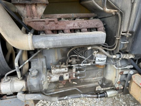 Renault TRACTEUR 75-32 à 9900 € HT - Трактор: фото 4 Renault TRACTEUR 75-32 à 9900 € HT - Трактор: фото 4