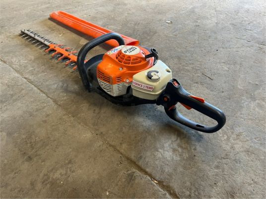 Taille haies thermique STIHL HS 82 R - Садовое оборудование: фото 4 Taille haies thermique STIHL HS 82 R - Садовое оборудование: фото 4