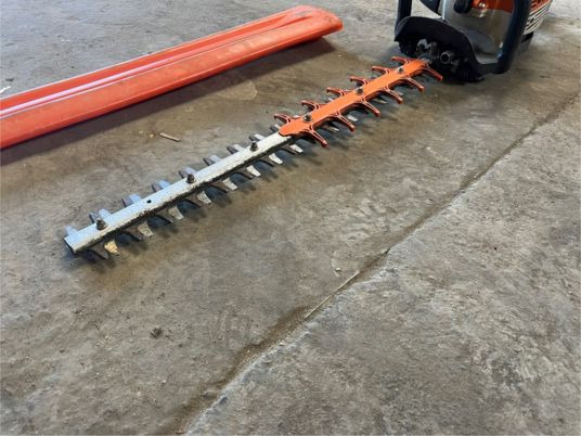 Taille haies thermique STIHL HS 82 R - Садовое оборудование: фото 5 Taille haies thermique STIHL HS 82 R - Садовое оборудование: фото 5