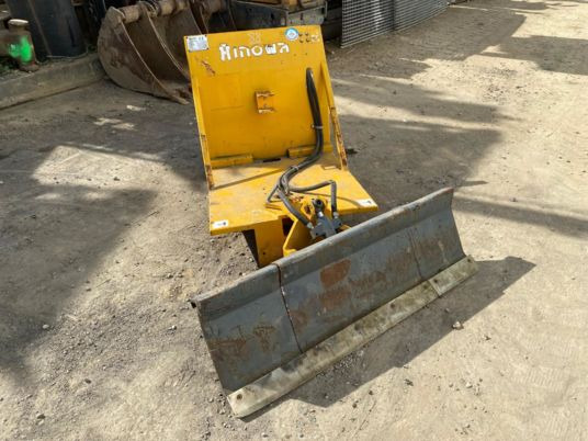 Lame bull pour mini dumper hinowa - Отвал для Строительной техники: фото 2 Lame bull pour mini dumper hinowa - Отвал для Строительной техники: фото 2